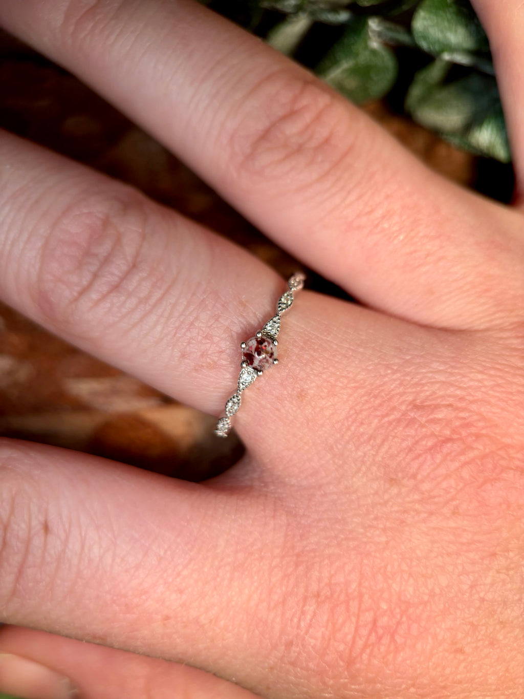 The Bobby ring in 14K Gold