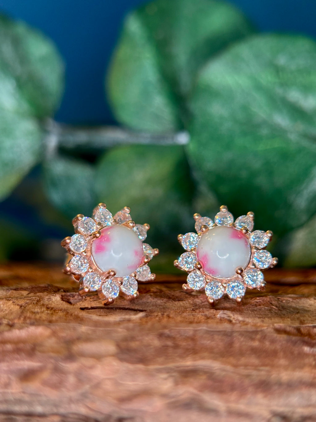 The Sunny Earrings in 14k gold