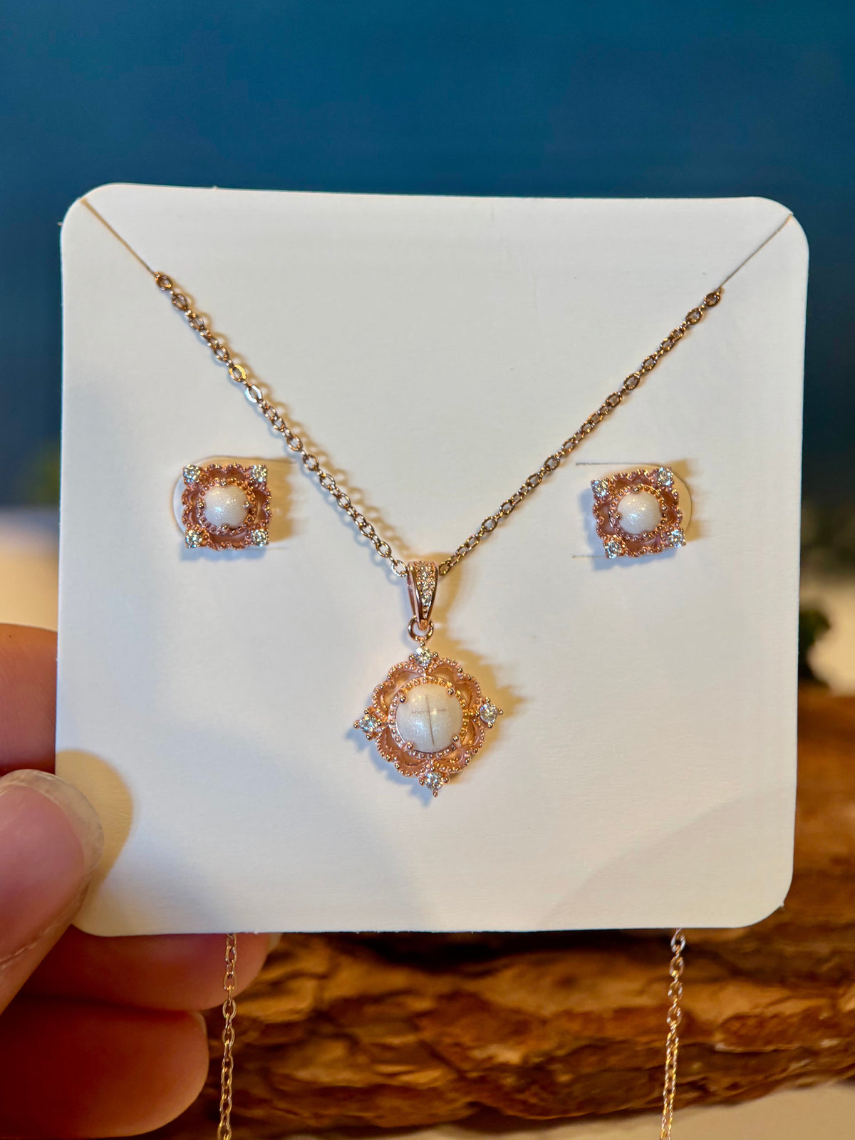 The Lacey Necklace in 14K Gold