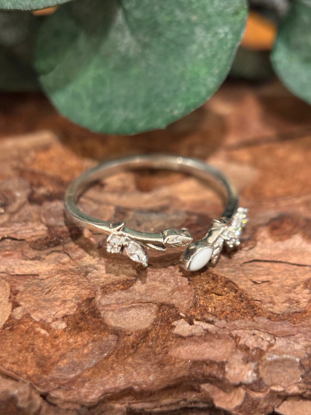 The Anna Ring in 14K Gold