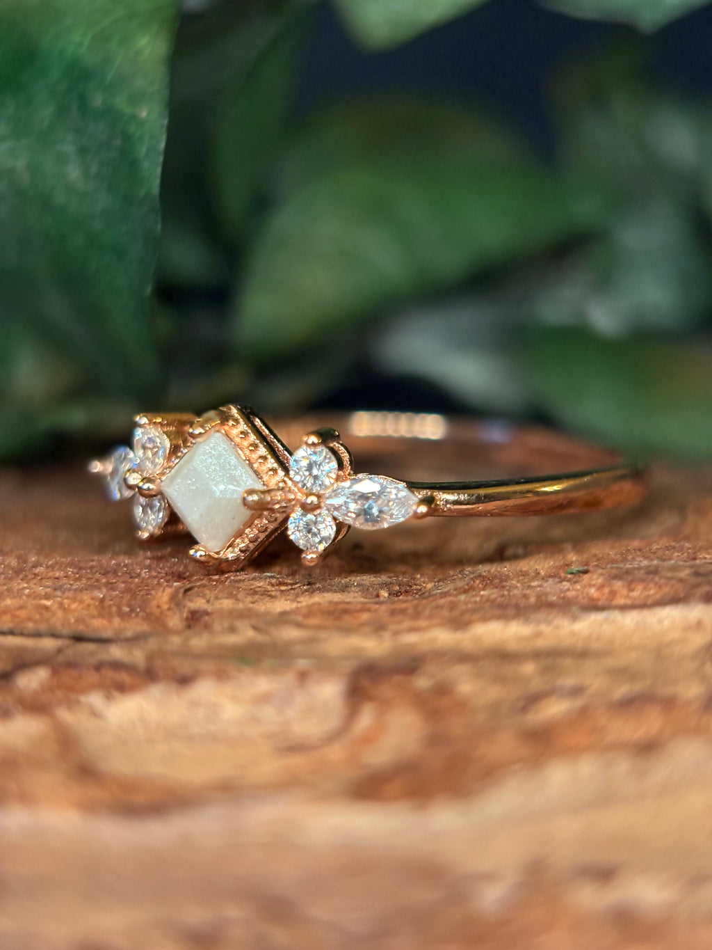 The Ambree Ring