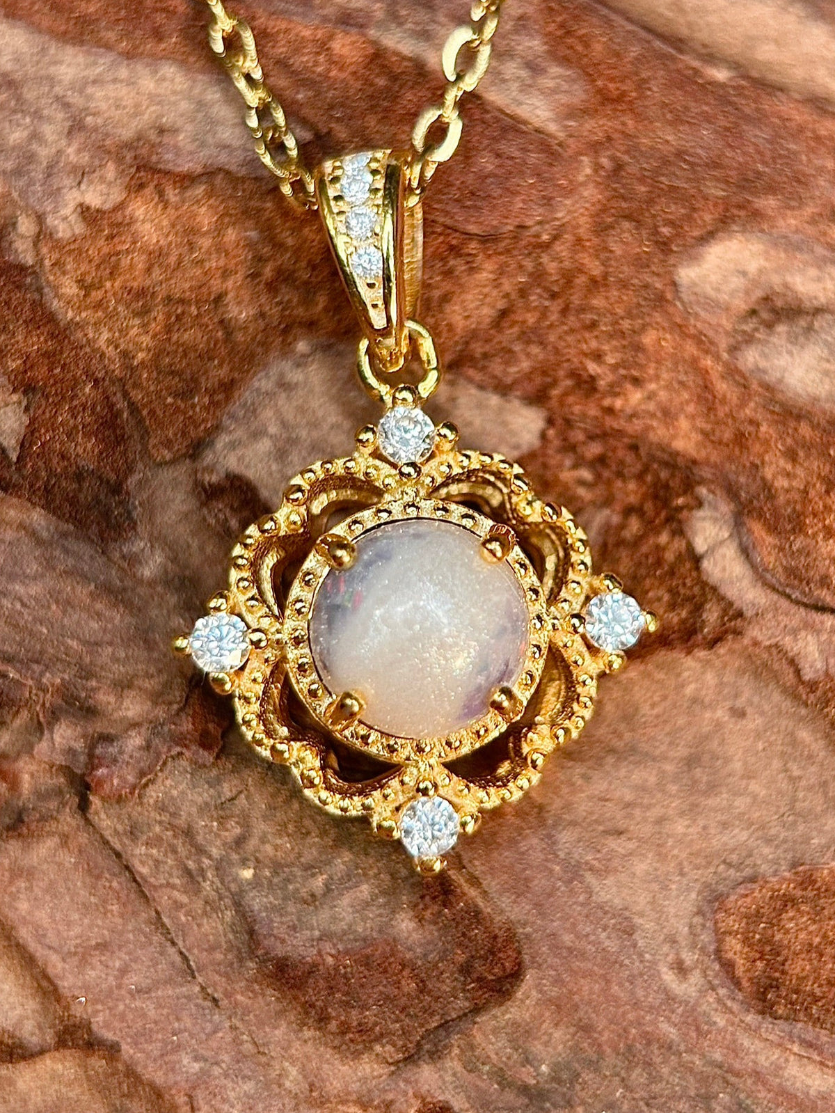 The Lacey Necklace in 14K Gold